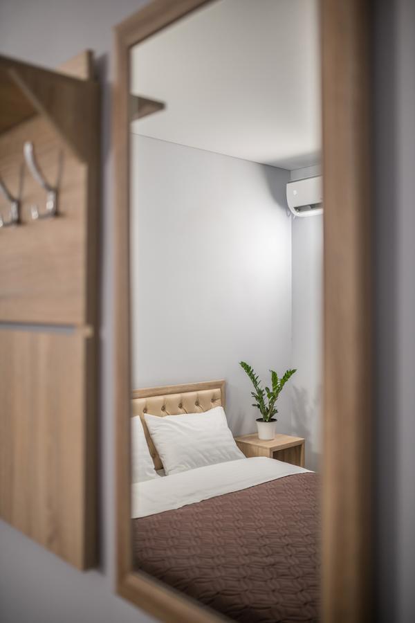 Aqua Marina Hotel Kherson Ngoại thất bức ảnh