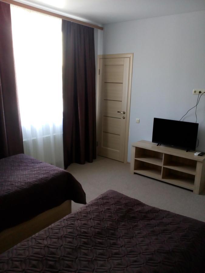 Aqua Marina Hotel Kherson Ngoại thất bức ảnh
